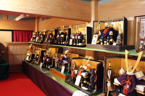 名匠 純金箔押し兜 京兜コーナー設置 粟田口 一水 武久 最大級の品揃え　愛知県の人形店です