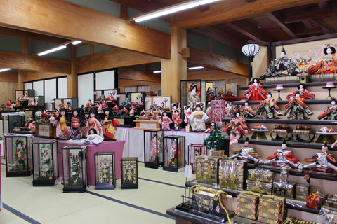 愛知県の雛人形店です。豊田市や安城市・岡崎市近郊の方も是非ご来店ください